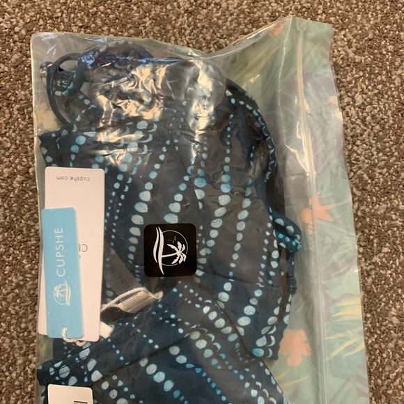 Brand new bikini from cupshe - Picture 4 of 4